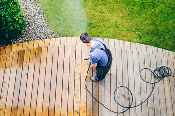 How To Properly Clean Your Deck